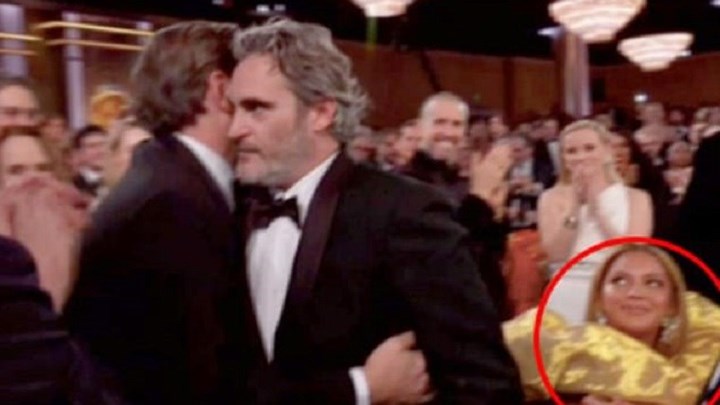 Χρυσές Σφαίρες: Αντιδράσεις για την… καθιστή Μπιγιονσέ στη βράβευση του “Τζόκερ” -ΒΙΝΤΕΟ