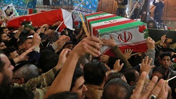 Σουλεϊμανί: Μεταφέρθηκε η σορός του στο Κερμάν για την ταφή – 24ωρη αργία στη γενέτειρά του