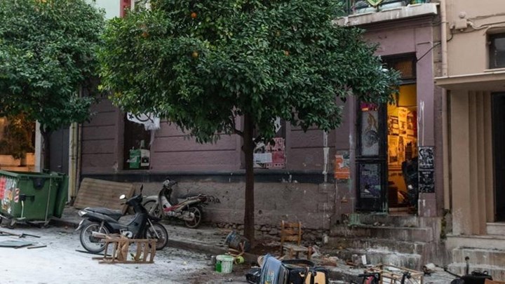 Κουκάκι: Ποιους “έδειξαν” τα αποτυπώματα στην κατάληψη του κτιρίου στη Ματρόζου