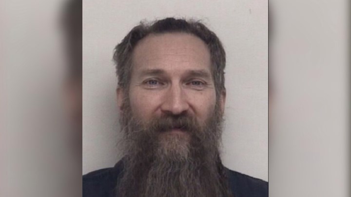 Φρίκη: Τον σκότωσε και έφαγε τα γεννητικά του όργανα – Η συνωνυμία του θύματος με διάσημο ηθοποιό