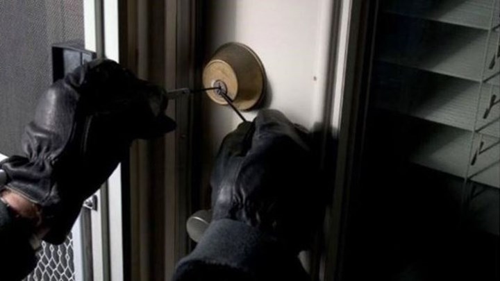 Κρήτη: Διέρρηξαν το σπίτι της μητέρας του ήρωα καταδρομέα που σκοτώθηκε στην Κύπρο