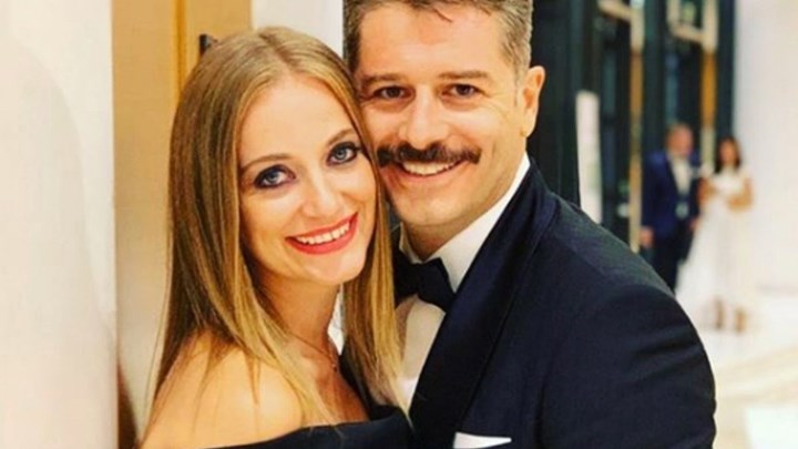 Αλέξανδρος Μπουρδούμης: Γιατί έκανε δημόσια ερωτική εξομολόγηση στη Λένα Δροσάκη- ΒΙΝΤΕΟ