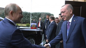 To δώρο του Ερντογάν στον Πούτιν για τη συμφωνία Τουρκίας-Λιβύης