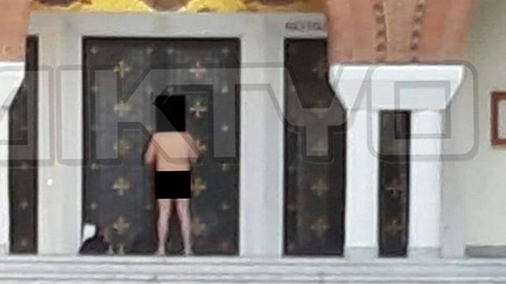 Σέρρες: Στεκόταν γυμνός μπροστά από τη Μητρόπολη και ζητούσε να βαπτιστεί – ΦΩΤΟ