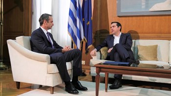 Μαξίμου: Σταθερή επιδίωξη του Πρωθυπουργού η συνεννόηση – Όλα όσα είπε με τους πολιτικούς αρχηγούς