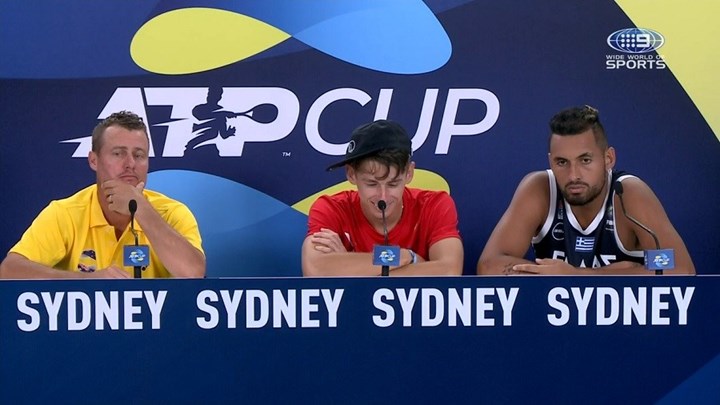 Κύργιος: Με φανέλα της Εθνικής Ελλάδας την “είπε” σε δημοσιογράφο – ΒΙΝΤΕΟ