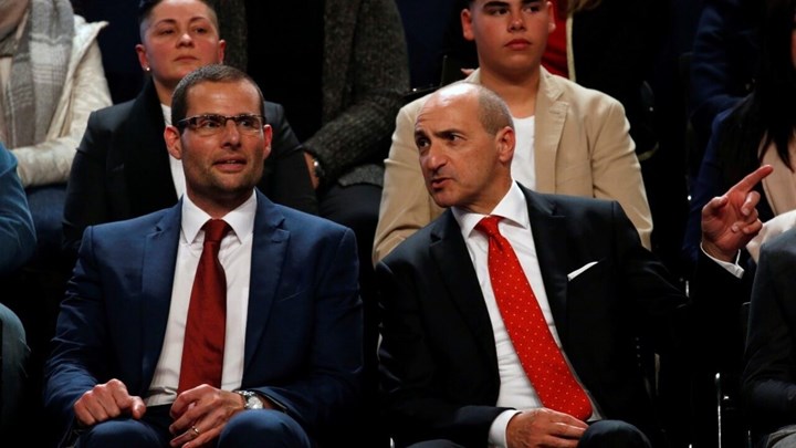 Μάλτα: Ο νέος πρωθυπουργός παραδέχεται ότι έγιναν λάθη, αλλά υπόσχεται συνέχεια
