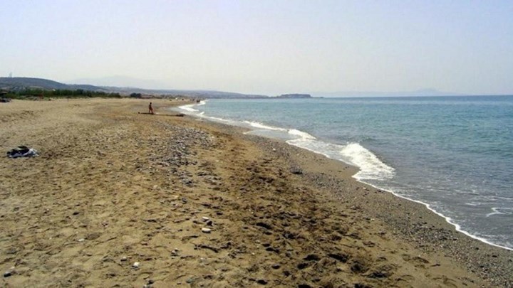 Σοκ στην Κύπρο: Η θάλασσα ξεβράζει ανθρώπινα οστά