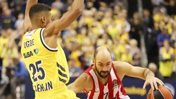 Ολυμπιακός – Άλμπα Βερολίνου 71-68 (30′)