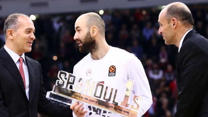 Ολυμπιακός: Τρομερό ΒΙΝΤΕΟ για Σπανούλη με αποθέωση από Γιάννη, Ντόντσιτς και Πετρούνια