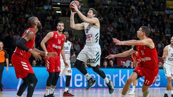 Παναθηναϊκός – Μπάγερν 28-18 (10′)