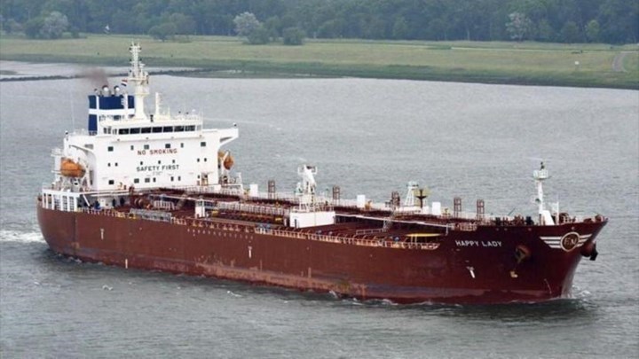 Πειρατεία στο Καμερούν: Αγωνία για τους πέντε Έλληνες ναυτικούς – Συνεχίζονται οι διαπραγματεύσεις