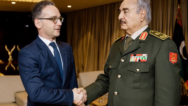 Λιβύη: Ο Γερμανός ΥΠΕΞ ανακοίνωσε ότι ο Χαφτάρ συμφώνησε σε κατάπαυση του πυρός