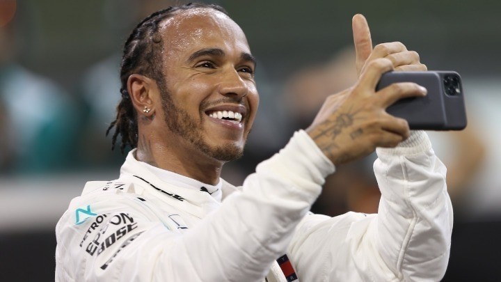 Χάμιλτον: Προειδοποιεί τους αντιπάλους του… με ανάρτηση στο instagram – ΦΩΤΟ