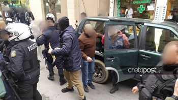 Άγριο έγκλημα στην Κρήτη: Ένταση στα δικαστήρια – Οργισμένοι οι συγγενείς του θύματος – ΦΩΤΟ