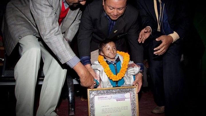 Πέθανε σε ηλικία μόλις 27 ετών ο πιο μικρόσωμος άνθρωπος του πλανήτη