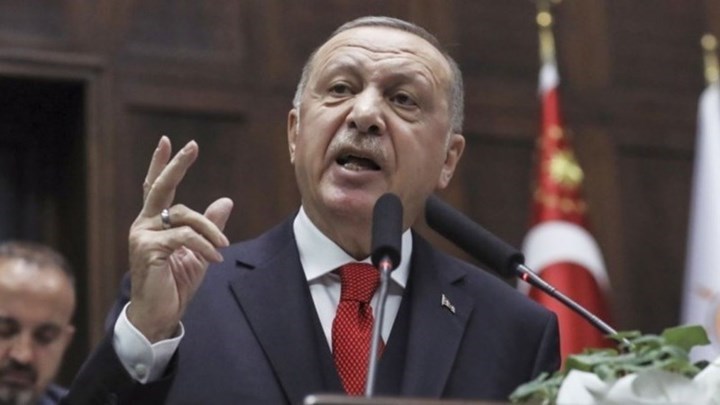 Ο Ερντογάν εκβιάζει την Ευρώπη: Εάν πέσει ο Σάρατζ, θα έχετε πρόβλημα με μεταναστευτικό και τρομοκρατία