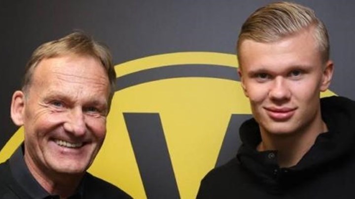 Bundesliga: Ο Χάαλαντ έγραψε ιστορία – Χατ τρικ στο ντεμπούτο του με την Ντόρτμουντ – ΒΙΝΤΕΟ