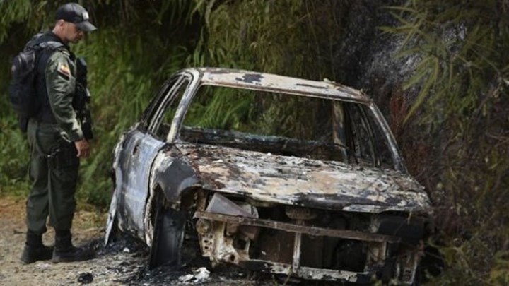 Σοκ στο Μεξικό: Βρέθηκαν δέκα πτώματα μέσα σε πυρπολημένο αυτοκίνητο