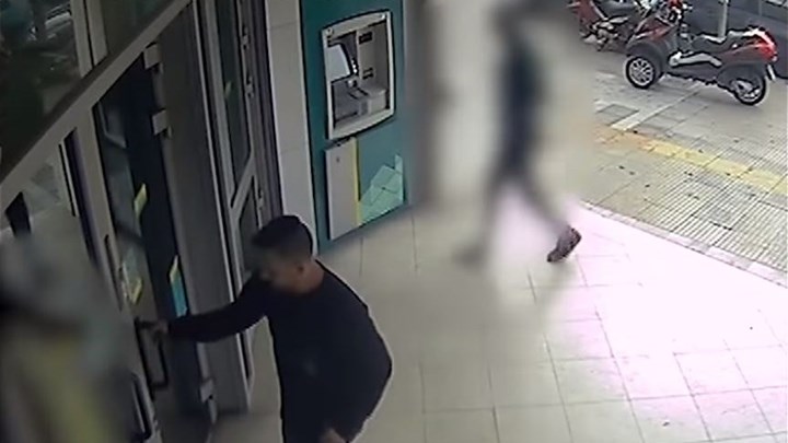 ΕΛ.ΑΣ.: Αυτοί είναι οι επτά ληστές που έστηναν ενέδρα σε πολίτες έξω από τράπεζες – ΦΩΤΟ – ΒΙΝΤΕΟ
