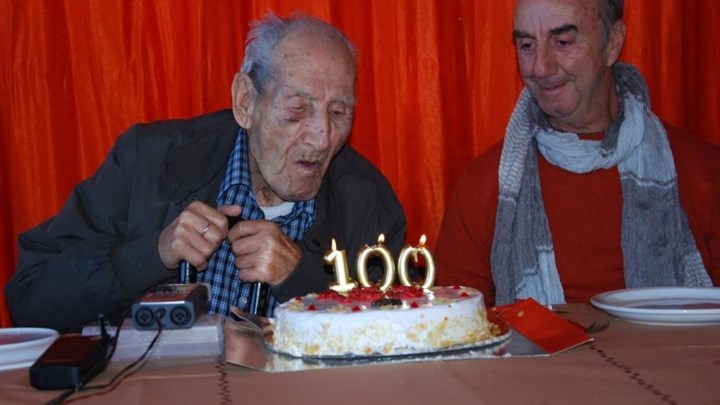 Μυτιλήνη: Έκλεισε τα 100 ο μοναδικός επιζών θηριωδίας των Ναζί – ΦΩΤΟ