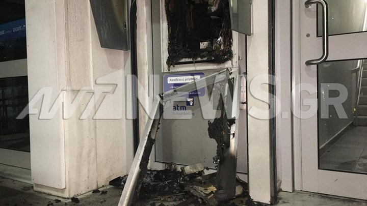 Μπαράζ εμπρησμών σε Γλυφάδα, Αττικό Άλσος και Νέα Ιωνία – ΒΙΝΤΕΟ