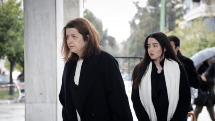 Θάνος Μικρούτσικος: Δύσκολες ώρες για τη σύζυγό του Μαρία Παπαγιάννη