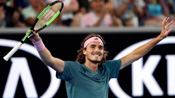 Τσιτσιπάς: Προκρίθηκε στον τρίτο γύρο του Australian Open χωρίς αγώνα