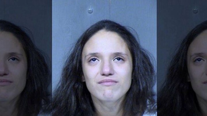 Σοκ: Μητέρα σκότωσε τα τρία παιδιά της – Τους τραγουδούσε ενώ τα έπνιγε