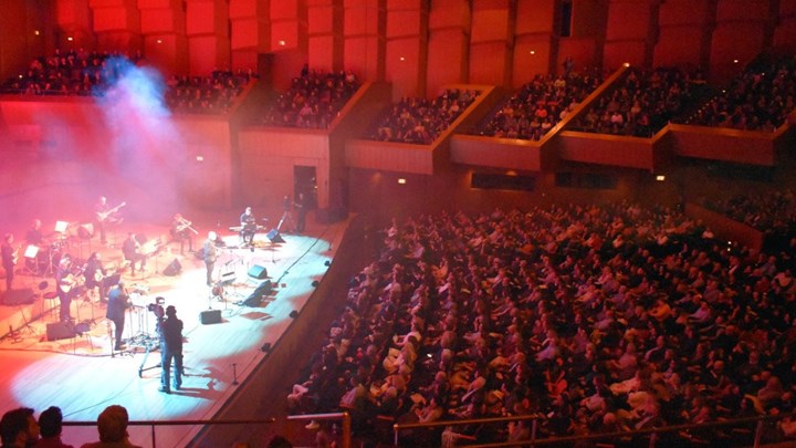 Ο Θάνος  Μικρούτσικος ένωσε ΣΥΡΙΖΑ και ΚΚΕ