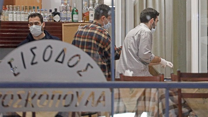 Δολοφονία στη Βάρη: Πώς οι σύζυγοι “οδήγησαν” τους δράστες στην Ελλάδα – Τι ψάχνει η αστυνομία στη Σερβία