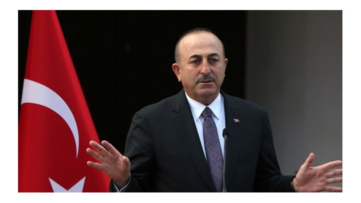 Τσαβούσογλου εναντίον Χαφτάρ: Είναι το μοναδικό εμπόδιο για ειρήνη στη Λιβύη