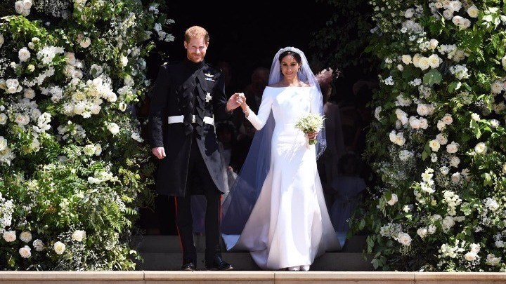 Γκάφα από τα Ανάκτορα του Μπάκιγχαμ: “Χώρισαν” τον Χάρι και τη Μέγκαν