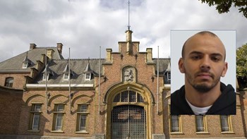 Δραπέτης έστειλε στη φυλακή… καρτ ποστάλ από την Ταϊλάνδη