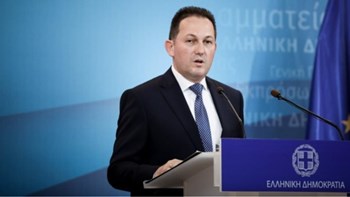 Πέτσας στον Realfm 97,8: Τι συμφωνήθηκε στη συνάντηση για το προσφυγικό