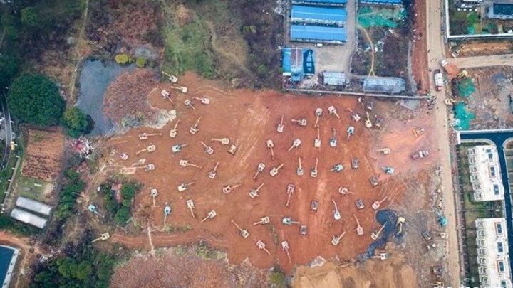 Κοροναϊός: Οι Κινέζοι χτίζουν ειδικό νοσοκομείο σε χρόνο ρεκόρ – ΦΩΤΟ -BINTEO