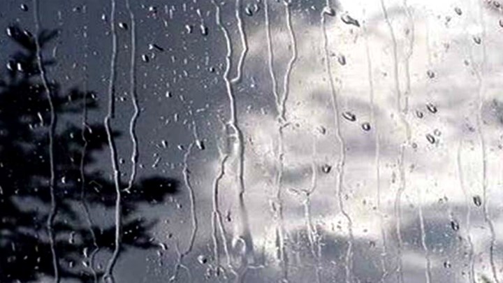 Καιρός: Βροχές και καταιγίδες σήμερα – Αναλυτικά η πρόγνωση