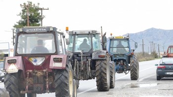 Λάρισα: Βγάζουν τα τρακτέρ τους στους δρόμους οι αγρότες – Πού θα στήσουν μπλόκα