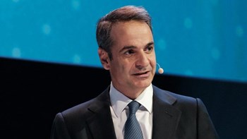 Γεύμα στο Ελιζέ και δείπνο στις Βρυξέλλες για τον Μητσοτάκη