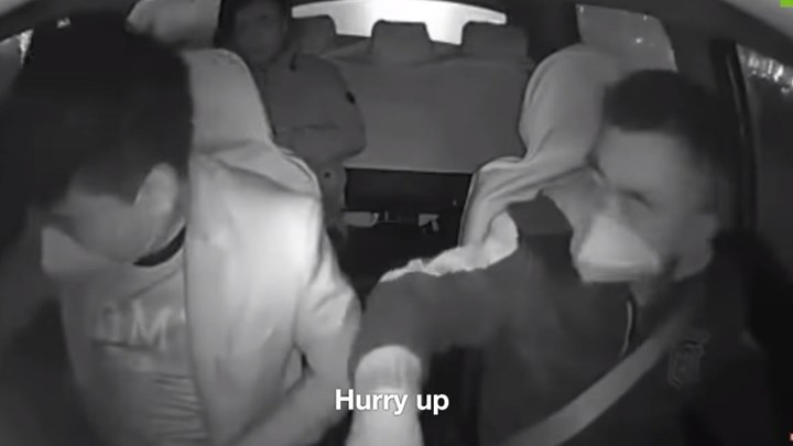 Κορονοϊός: Οδηγός ταξί αποβιβάζει άρον άρον έναν άνδρα μόλις μαθαίνει ότι επέστρεψε από τη Γουχάν – ΒΙΝΤΕΟ