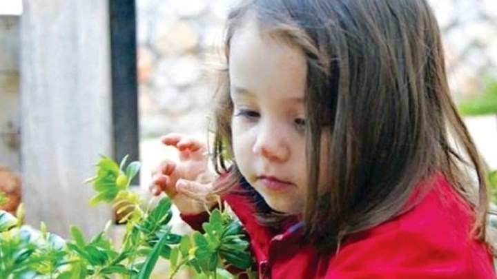 Κρήτη: Αρχίζει η δίκη για τον θάνατο της μικρής Μελίνας – Στο εδώλιο η αναισθησιολόγος