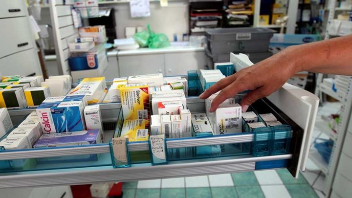 ΕΟΦ: Φρένο στην αλόγιστη αγορά αντιικών φαρμάκων – Μόνο με συνταγή γιατρού
