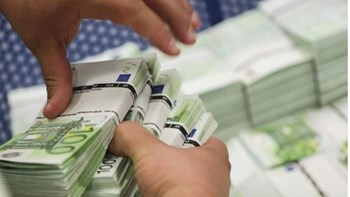 Φορολογικοί κάτοικοι Ελλάδας γίνονται ξένοι που επενδύουν 500.000 ευρώ