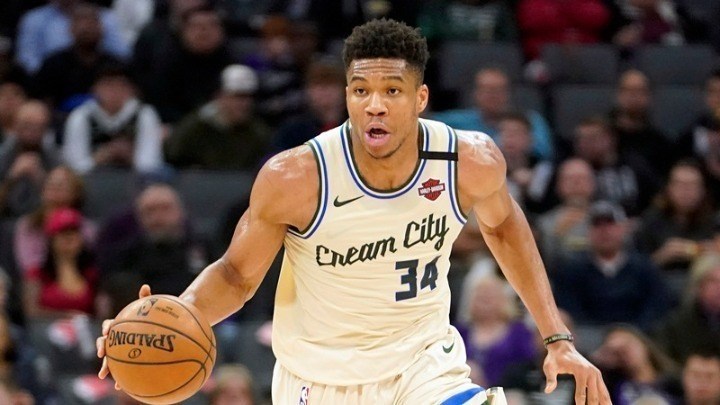 All-Star Game: Αυτές είναι οι φανέλες των Αντετοκούνμπο και Λεμπρόν Τζέιμς – ΦΩΤΟ