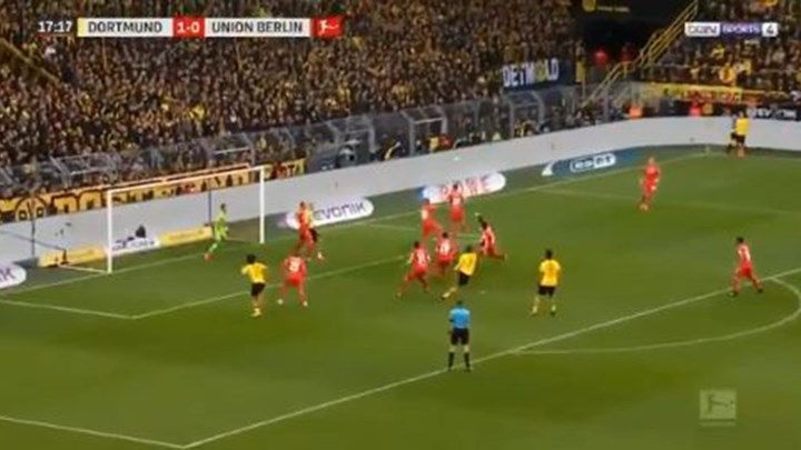 Χάαλαντ: Το παιδί-θαύμα της Ντόρτμουντ έγραψε ξανά ιστορία – ΒΙΝΤΕΟ