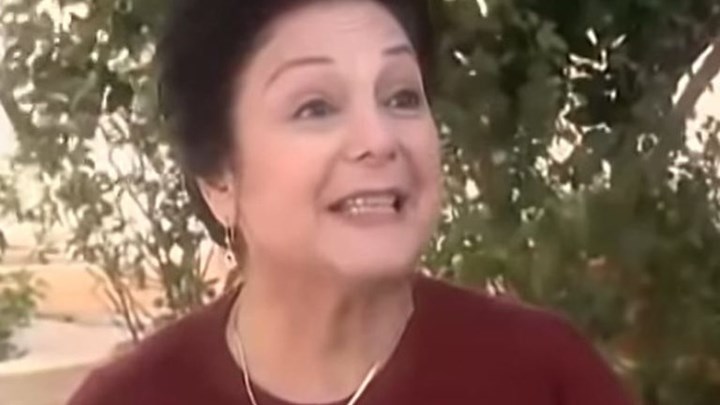 “Καφέ της Χαράς”: Γιατί απουσιάζει η “παπαδιά”