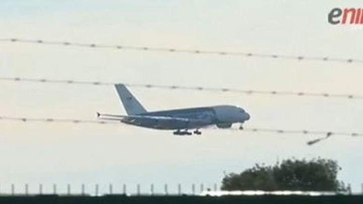 Κορονοϊός: Απεγκλωβίστηκε ο πρώτος Έλληνας από τη Γουχάν – BINTEO