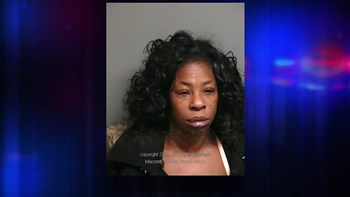 Δεν της άρεσαν τα γαλλικά φιλιά και του έκοψε τη γλώσσα – ΦΩΤΟ