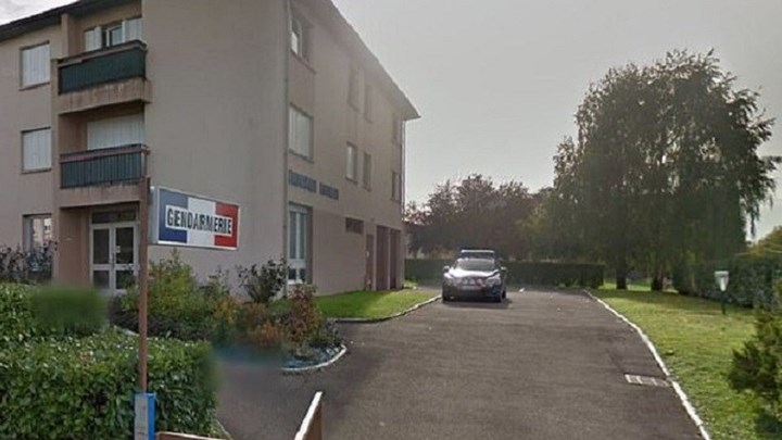 Γαλλία: Επίθεση με μαχαίρι κατά αστυνομικού