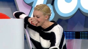 Ρουκ Ζουκ: Το επικό σαρδάμ της Ζέτας Μακρυπούλια που την έκανε να γονατίσει από τα γέλια – ΒΙΝΤΕΟ